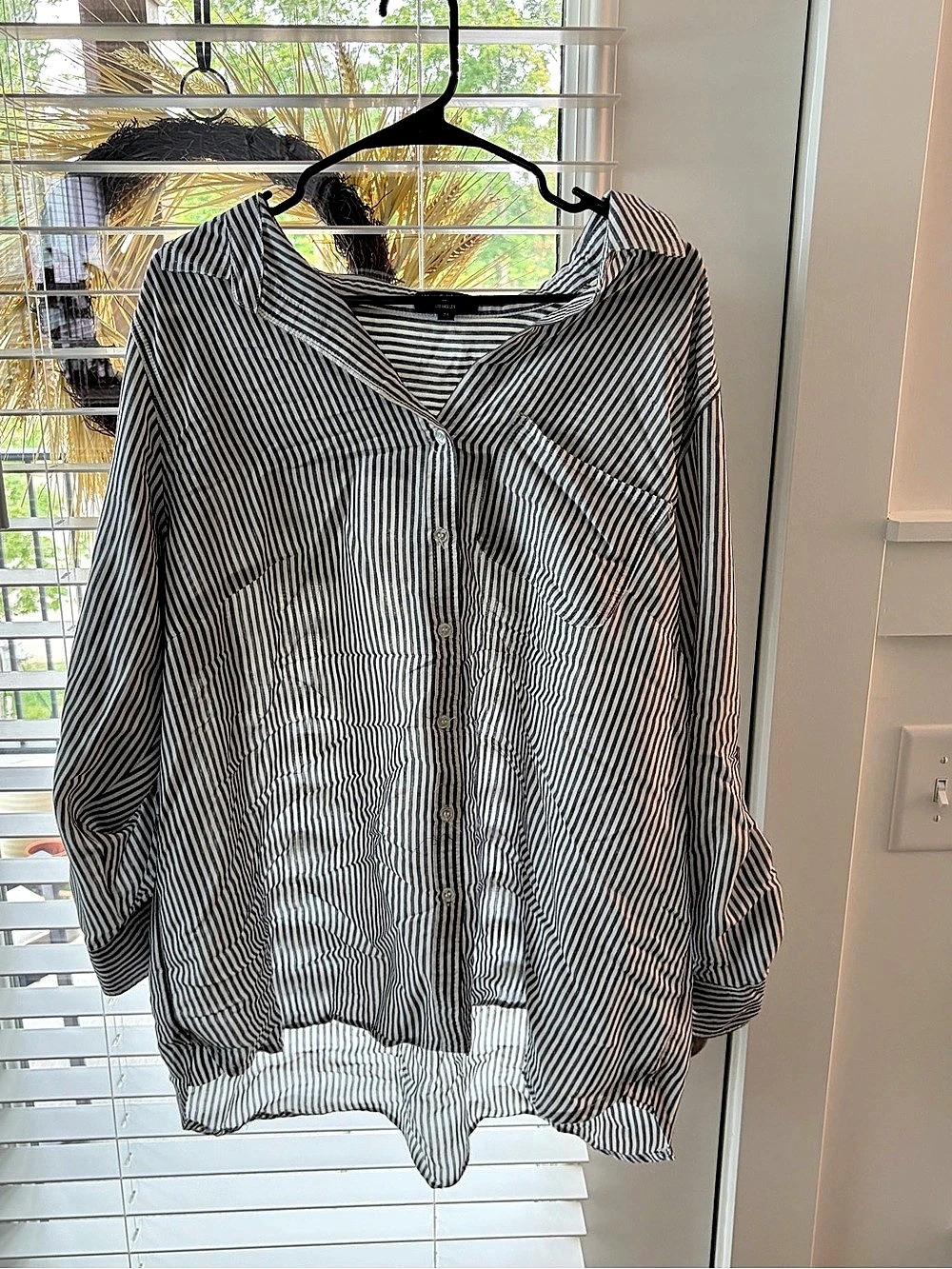 Willow & Heart Striped Button Down Top in Black & White Size 2X